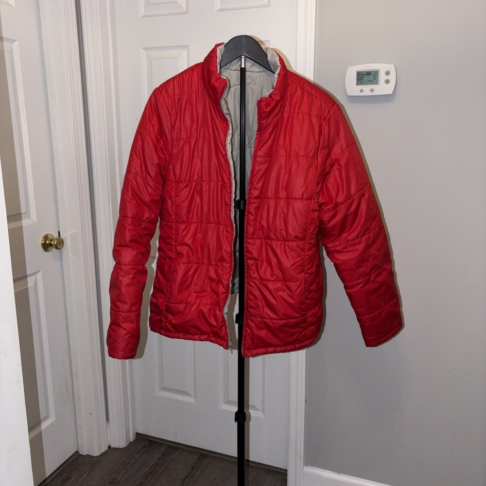 Faded Glory Women's Reversible Puffer Jacket Red Gray Large Small Flaw See Pics